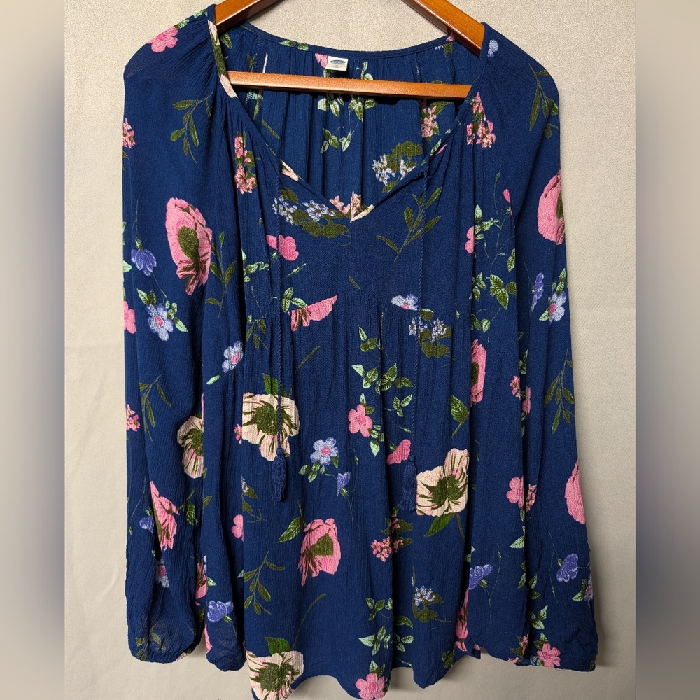 Women's Long Sleeve Blue Floral Blouse Size XL